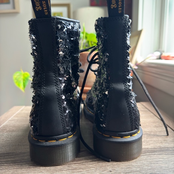 Dr. Martens 1460 Pascal Black and Silver Sequin Boots size 7 - Picture 5 of 8